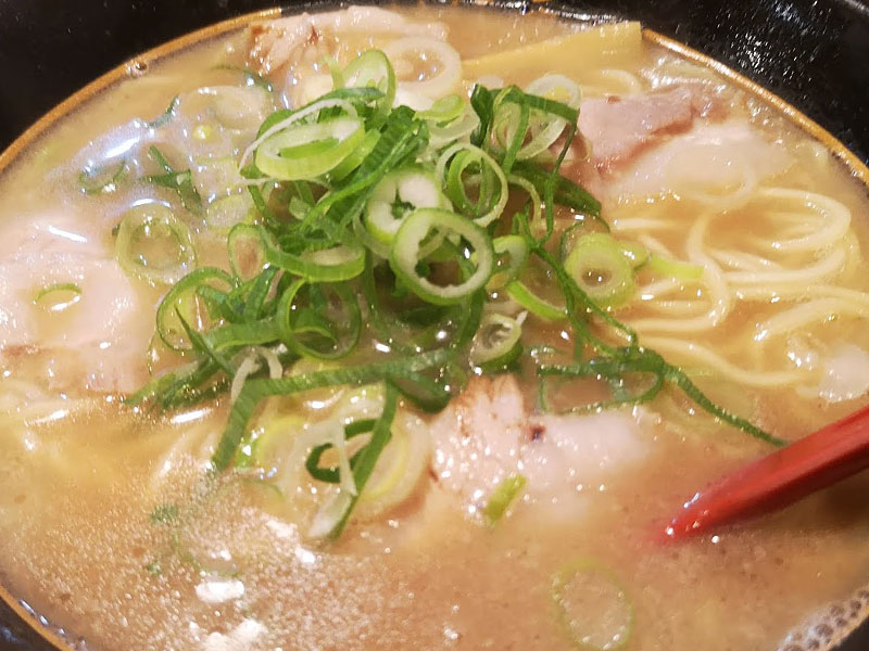 うま屋ラーメンはあっさりとんこつ醤油！【記念橋店】